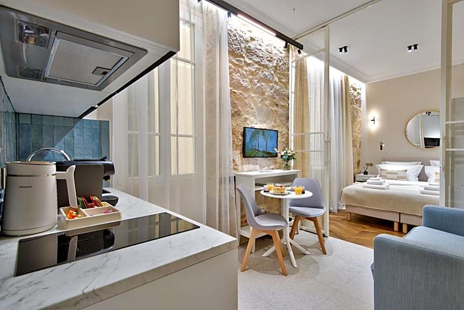 Aparthotel 9 ALBERTI Nice Centre