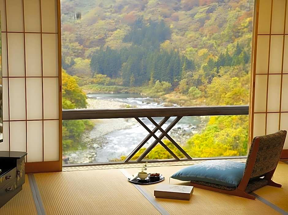 Ooedo-Onsen Monogatari Higashiyama Grand Hotel