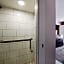 La Quinta Inn & Suites by Wyndham Minneapolis Northwest