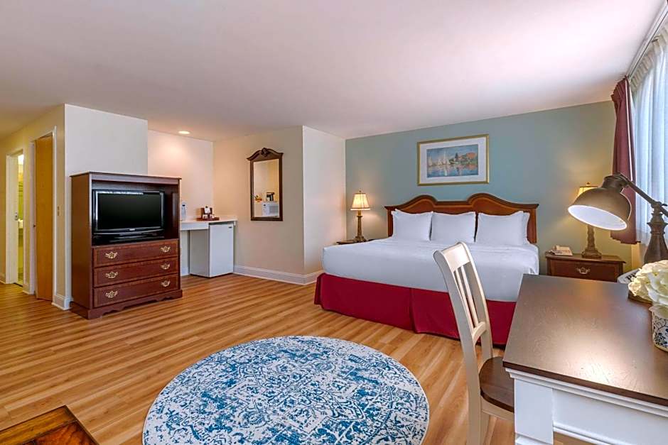 The Carriage House Inn Newport