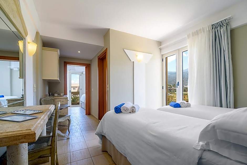 Parthenis Beach, Suites by the Sea