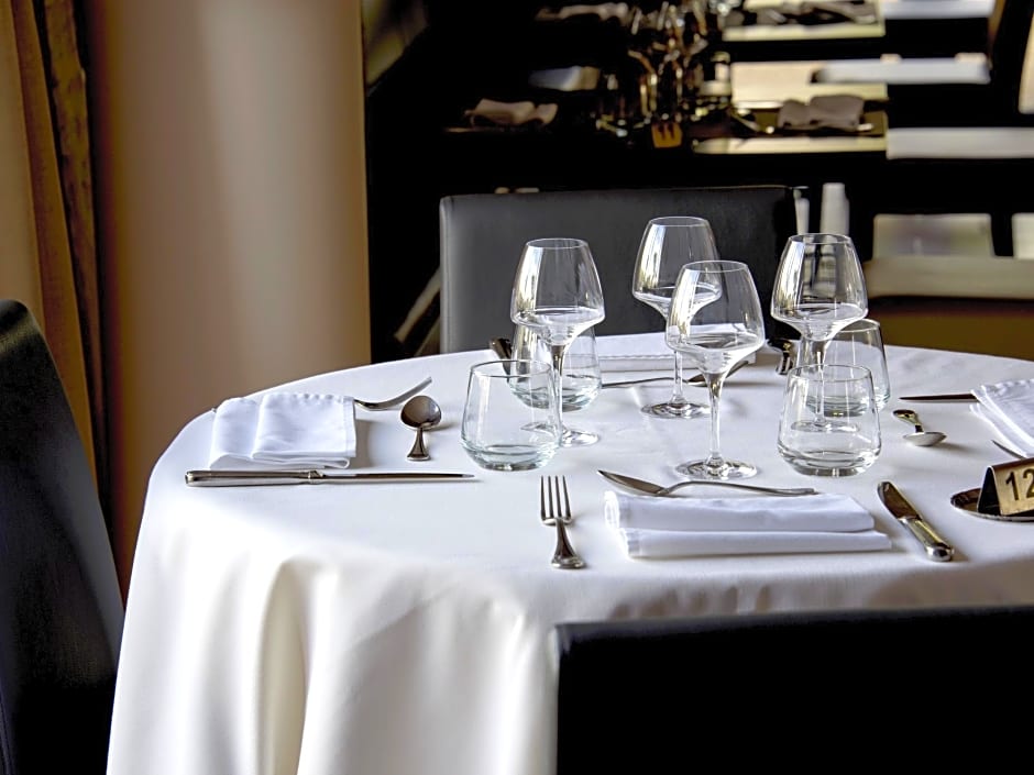 Logis HotelsHotel et Restaurant La Ferme de Flaran