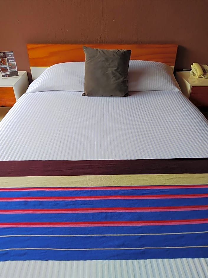 Hotel Momotus Tuxtla - Desayuno incluido