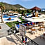 Bellazure Hotel
