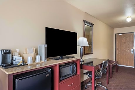 Queen Room with Bath Tub - Disability Access/Non-Smoking