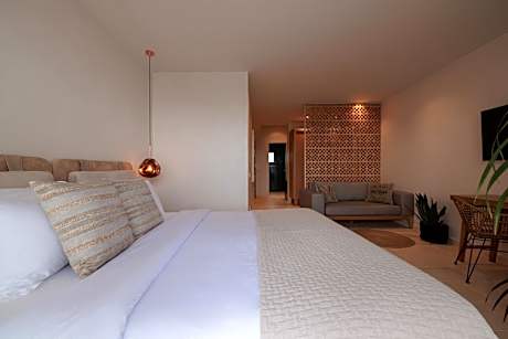 Superior Double Room with Private Pool and Sea View