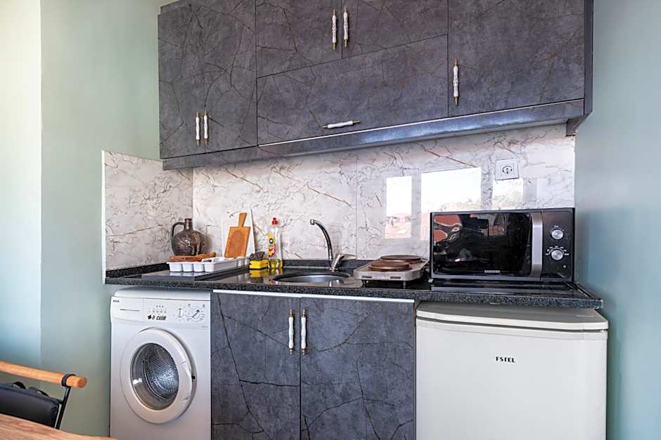 AYKA APART SUiTES OLD CITY