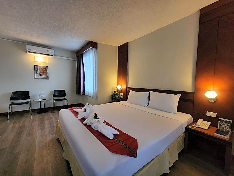 Hadyai Golden Crown Hotel