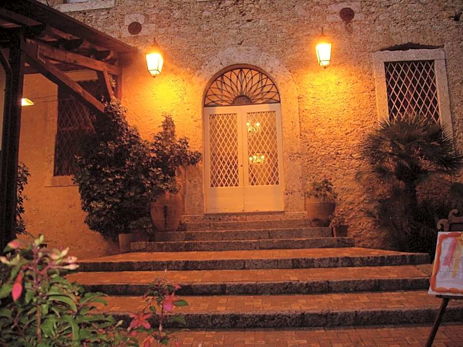 Hotel Il Cavalier D'Arpino