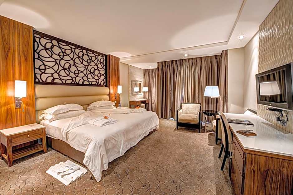 Royal Marang Hotel