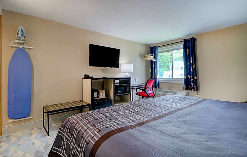 Yankee Clipper Inn, SureStay Collection by Best Western