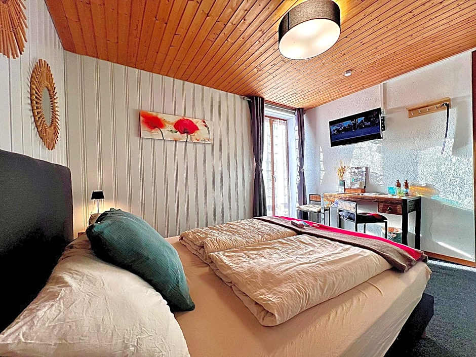 Hôtel Restaurant Les Cernets Swiss-Lodge SSH