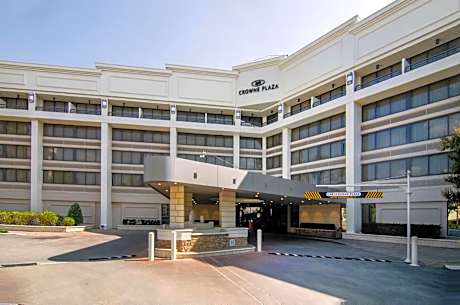 Crowne Plaza Executive Center Baton Rouge By IHG