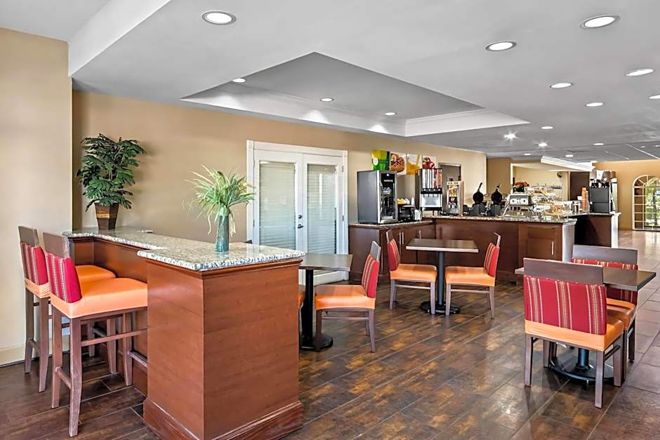 Quality Suites Irving-Las Colinas