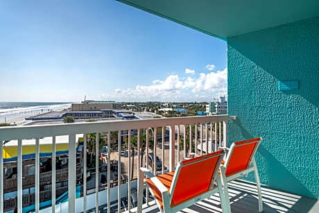 Queen Room with Two Queen Beds with Balcony, Oceanview