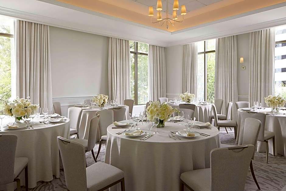 Waldorf Astoria By Hilton Atlanta Buckhead