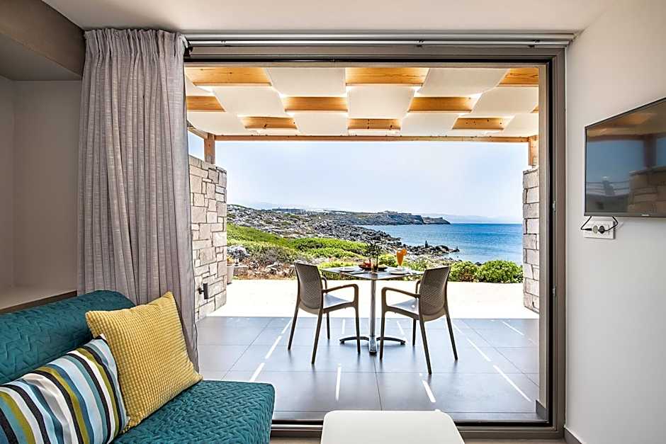 Photo 1 of 1 of Superior Studio, Sea View