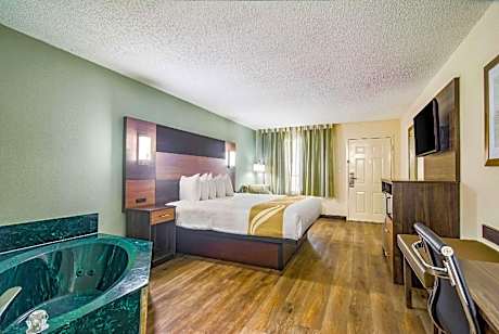King Room - Non-Smoking