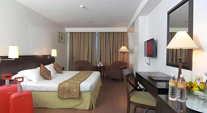 Hotel Supreme Convention Plaza