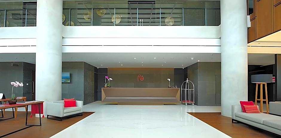 Ra Premiere Simatupang