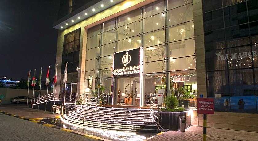 THE CASTLE PREMIUM HOTEL