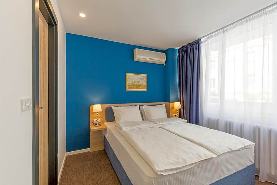 Premium Crown Suites