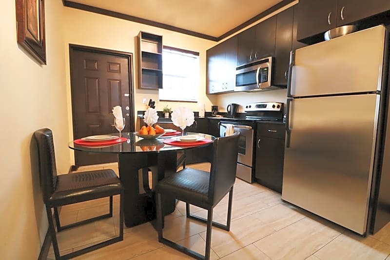 Tradewinds Apartment Hotel