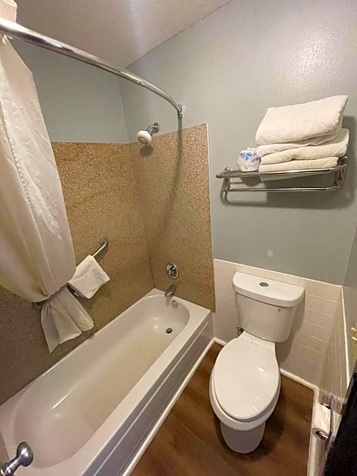 AmericInn by Wyndham Willmar