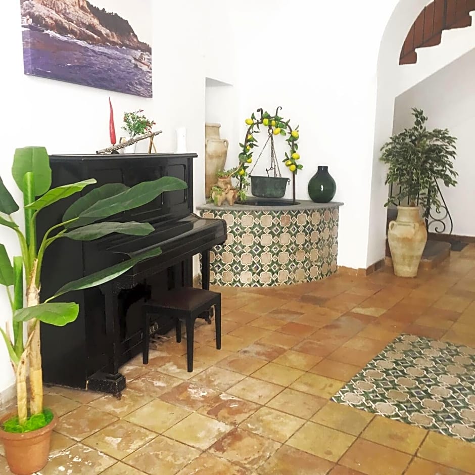 Sorrento Penthouse Suites