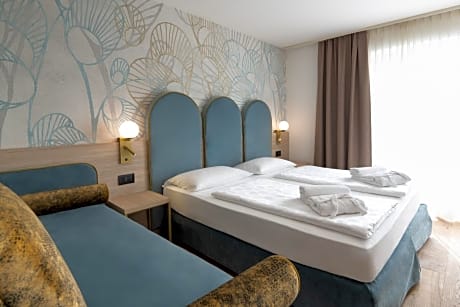 Double Room with Garden View