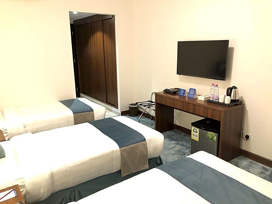 Zaha Al Madina Hotel