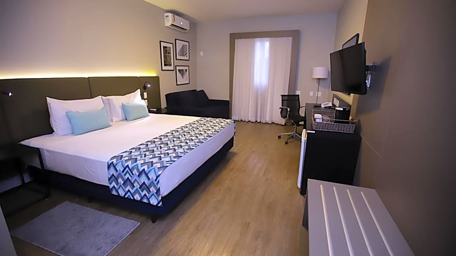 Comfort Suites Flamboyant