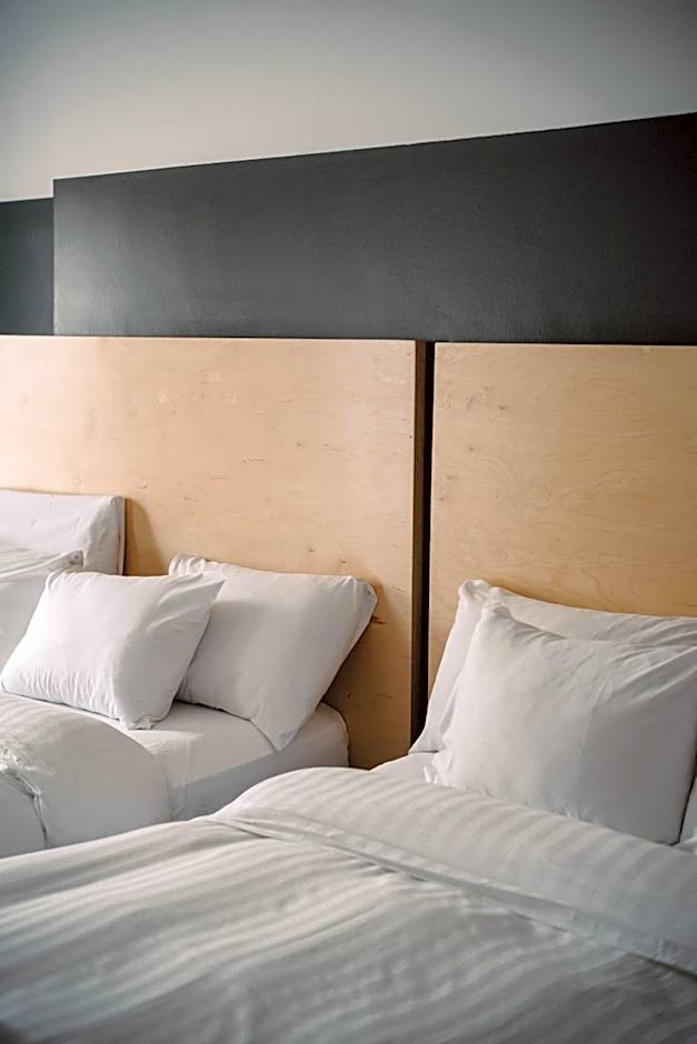 The 1852 Hotel - Self Check-in