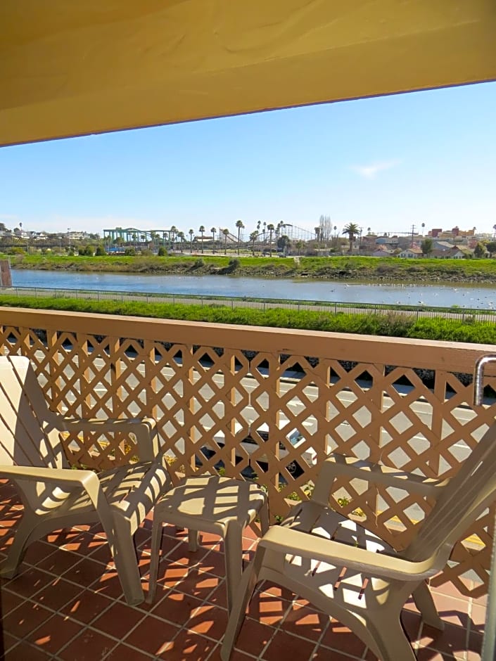 Ocean Gate Inn