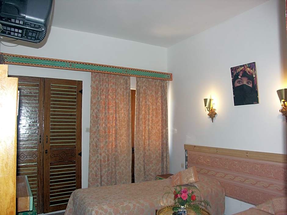 Hôtel Le Tinsouline