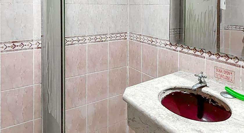 RedDoorz near Mitra Plaza Kota Banjarmasin