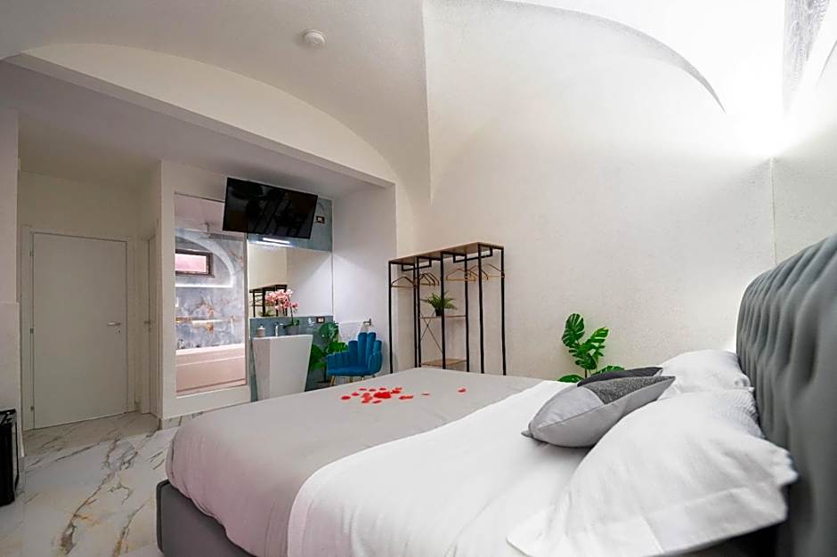 ETNEA 208 LUXURY JACUZZI SUITE Catania