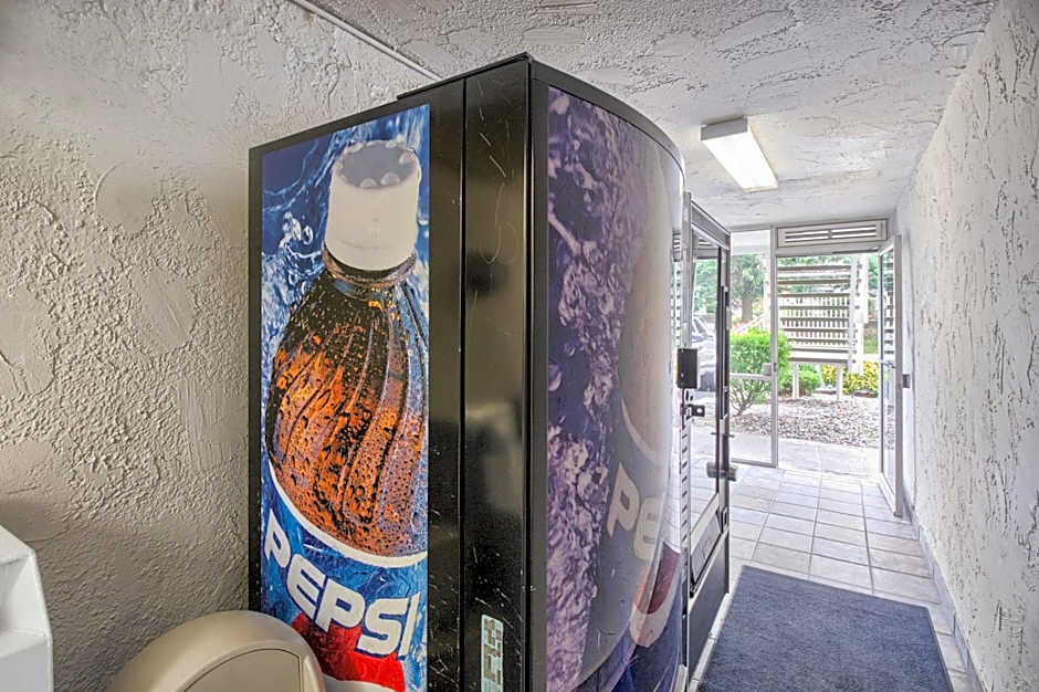 Motel 6-Everett, WA - South