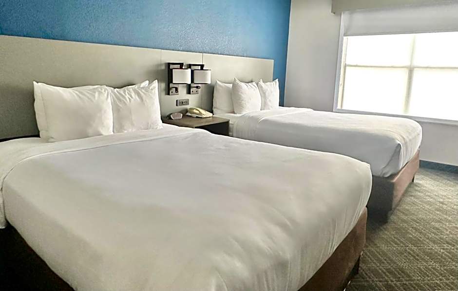 Comfort Inn & Suites Cartersville - Emerson Lake Point