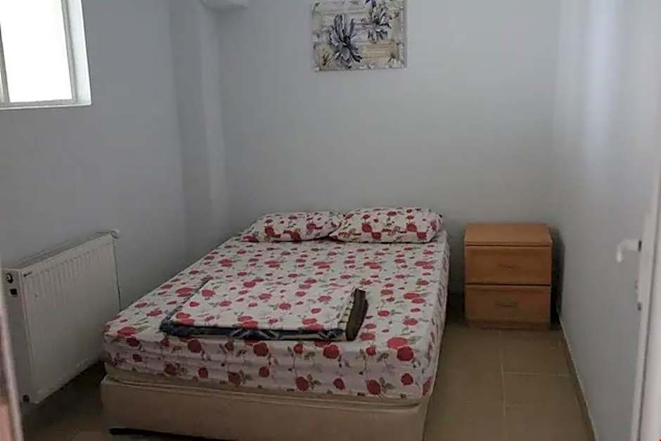 Photo 1 of 5 of Studio Apartment