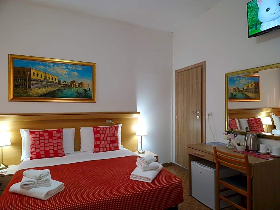 HOTEL TiTO