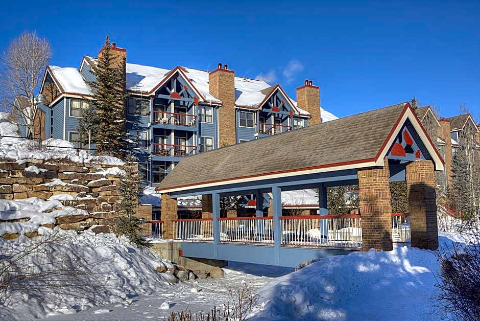 River Mountain Lodge