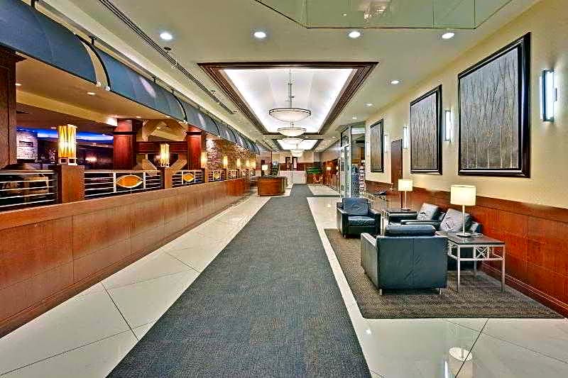 Holiday Inn Montreal Midtown