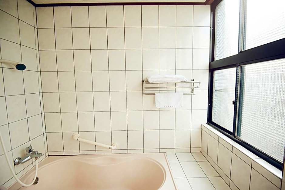 New May Flower Hotel