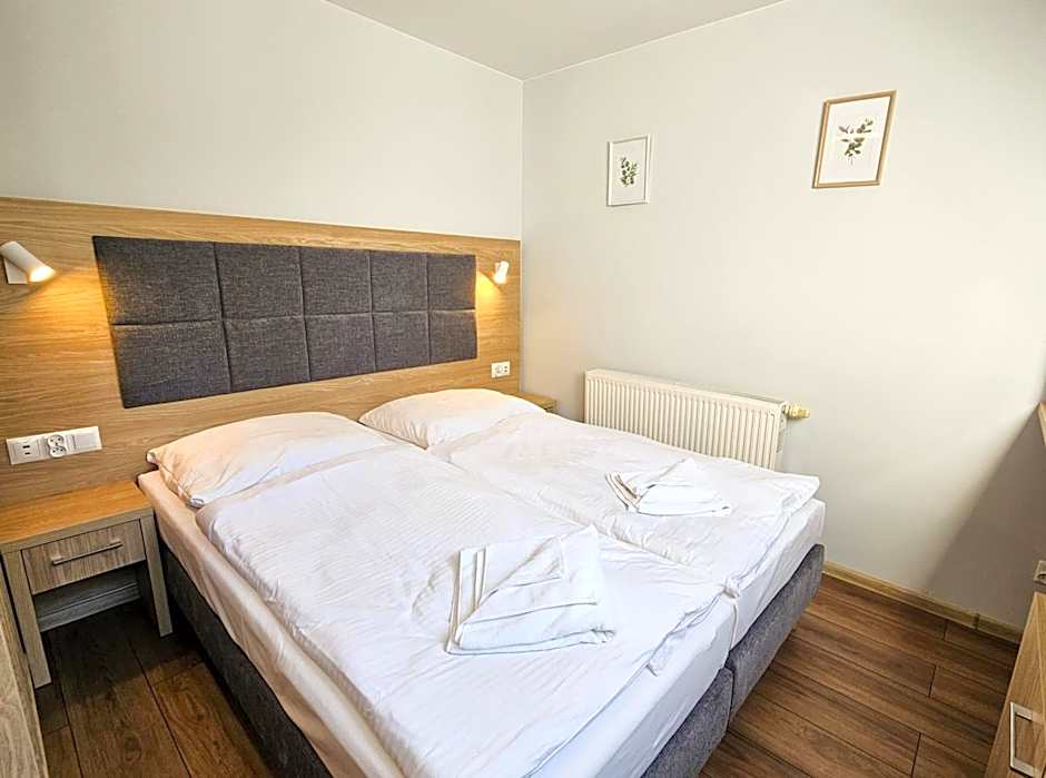 Angela Domki i Pokoje