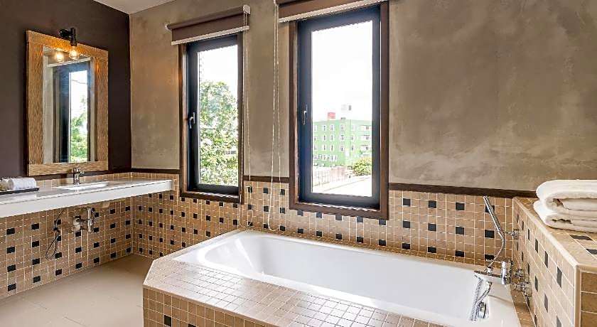 Treasures Hotel and Suites