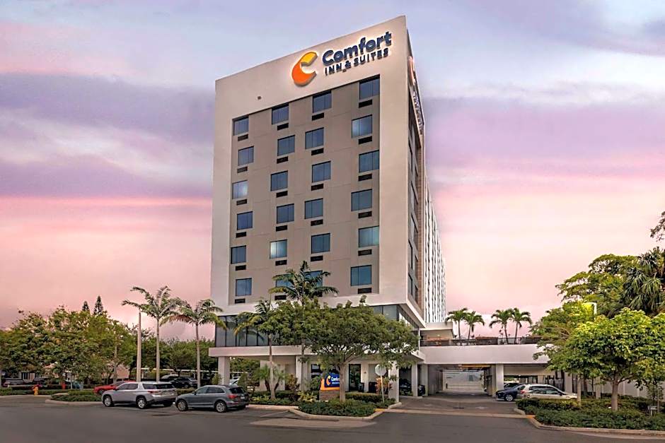 Comfort Inn & Suites Miami International Airport