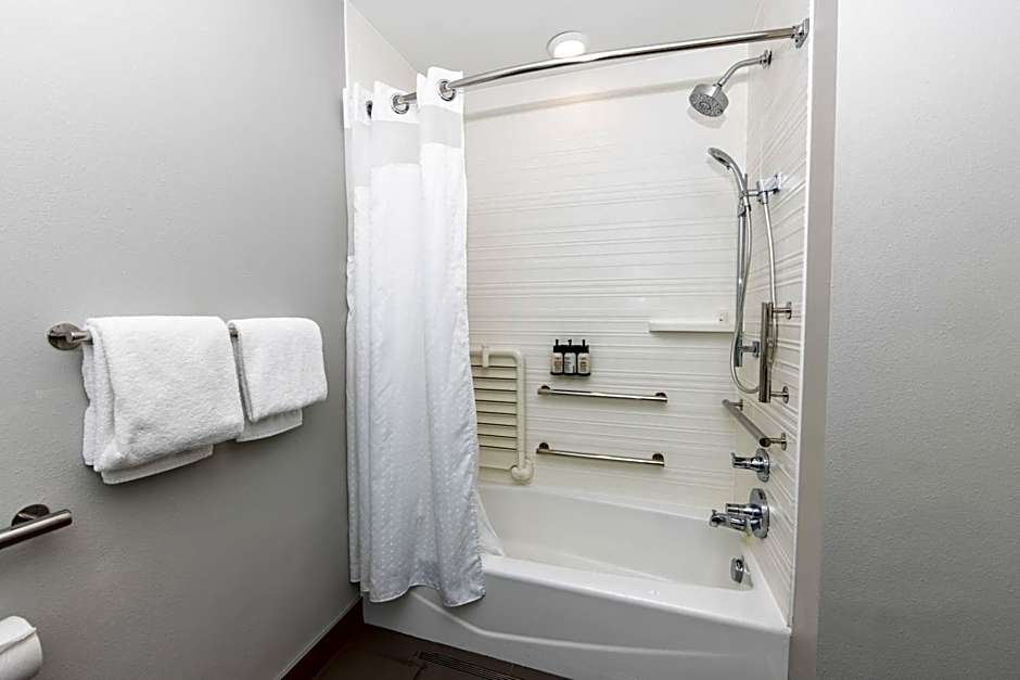 Avid Hotels Denver Airport Area By IHG