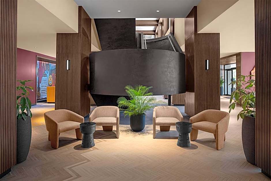 Rok Hotel Kingston Tapestry Collection By Hilton