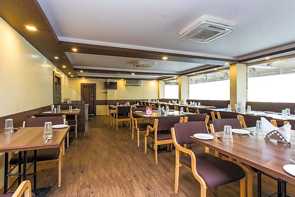 OYO Hotel Chanakya